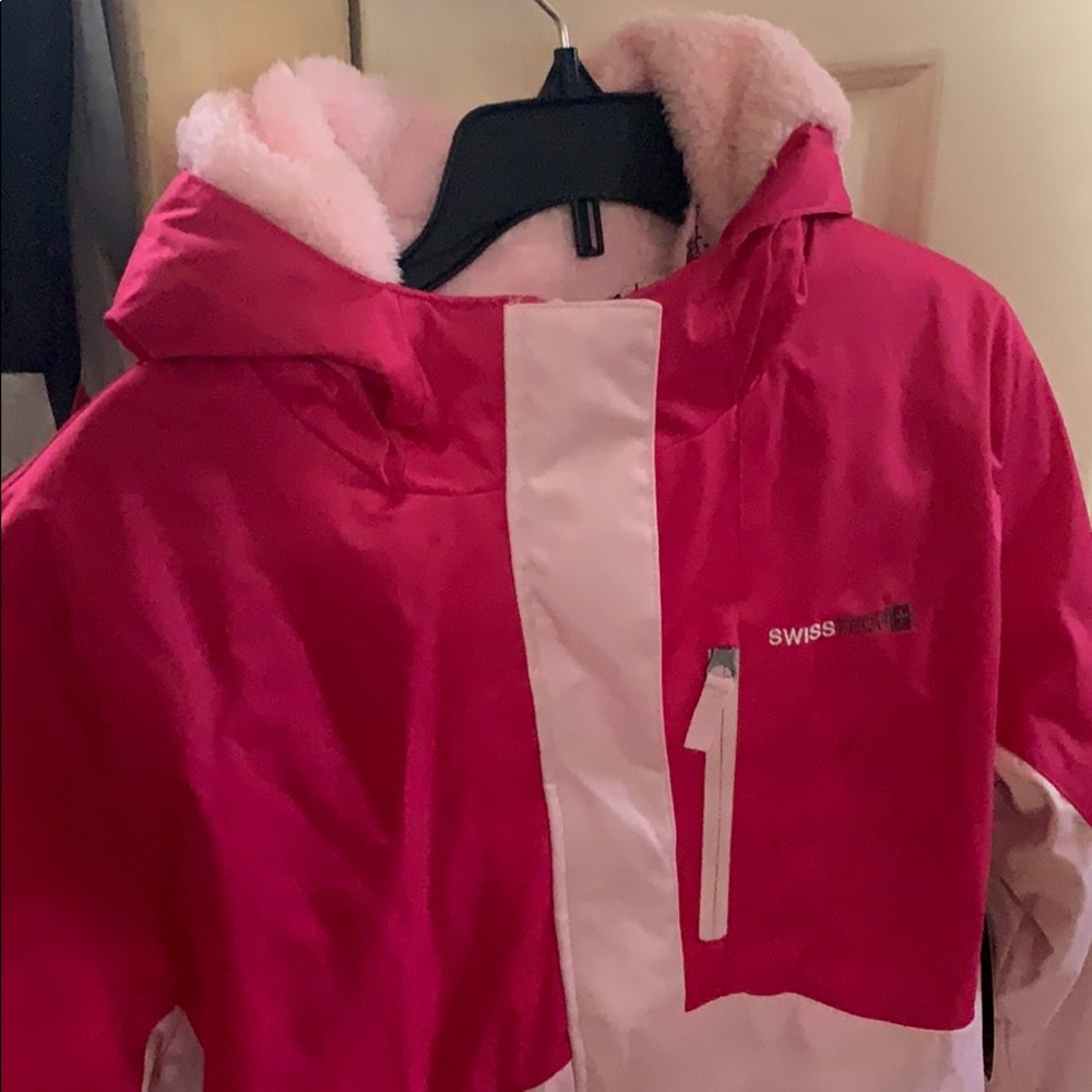 Girls 10/12 Swiss tech winter jacket